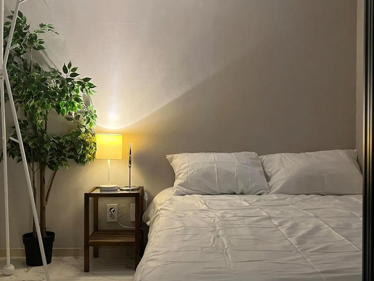 Cozy Loft 4 Minutes Away From Myeongdong Lägenhet Seoul