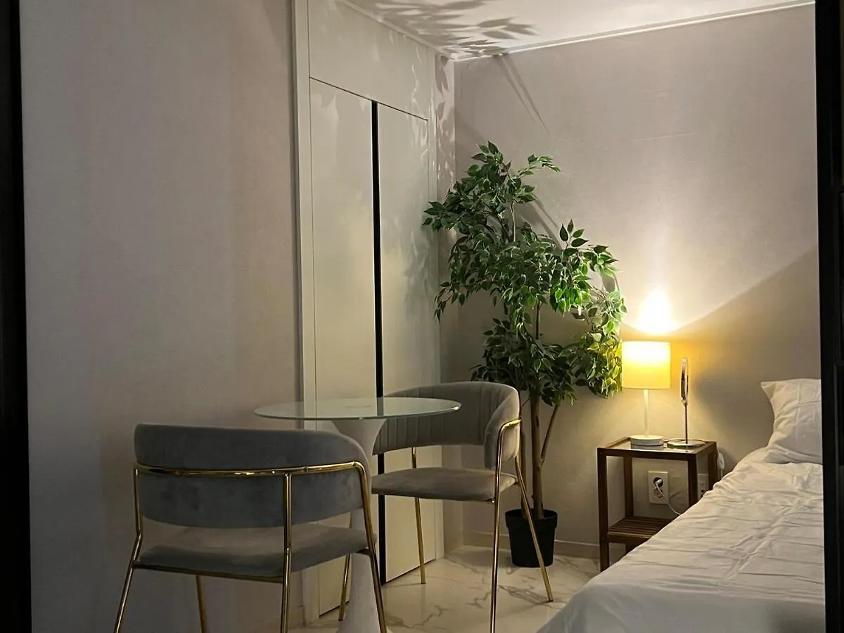 Cozy Loft 4 Minutes Away From Myeongdong Lägenhet Seoul Sydkorea